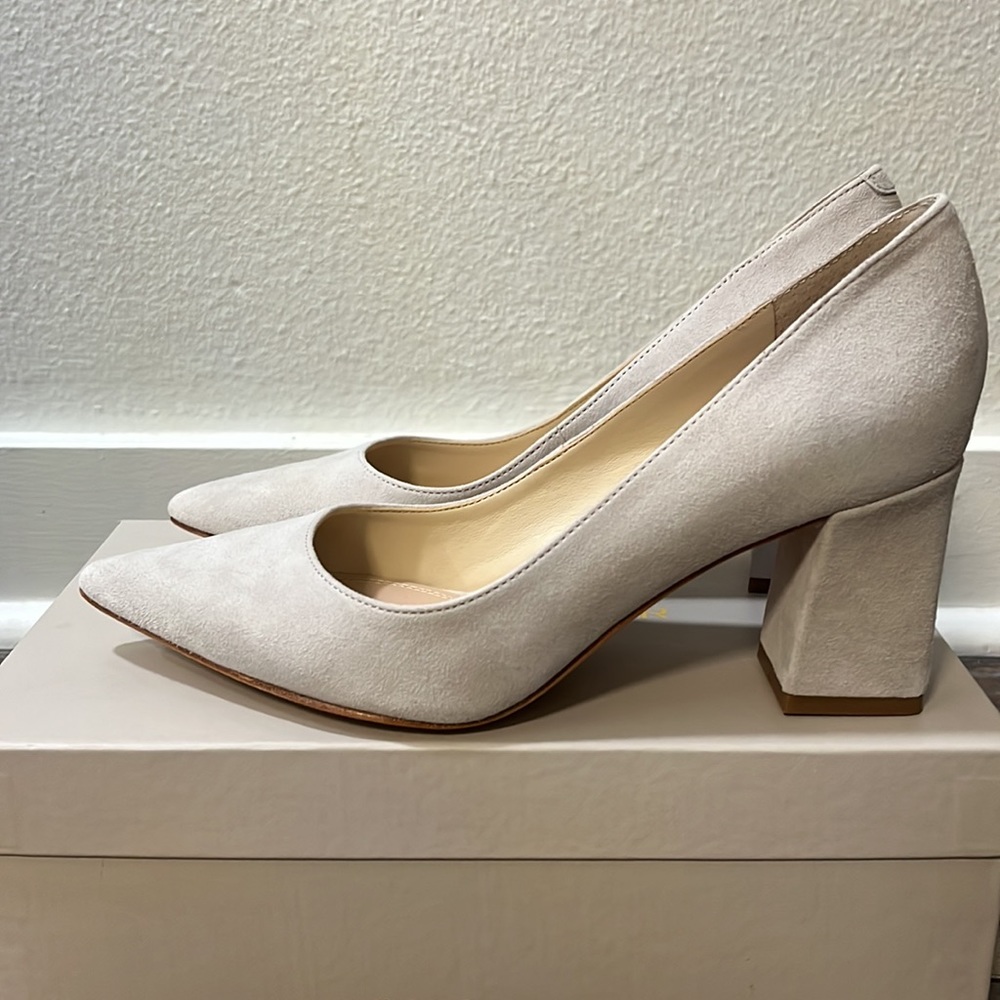 BNIB Marc Fisher Zala Light Gray Block Heel 6.5